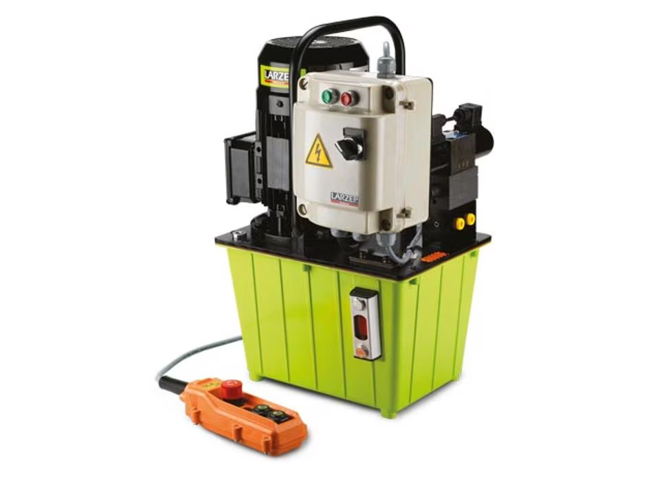 Hydraulic Electric Powerpack, 4/3 Solenoid Valve, 0,54 liter Oil Flow at 700 bar, 12,5 liter Reservoir, D/A, 230V