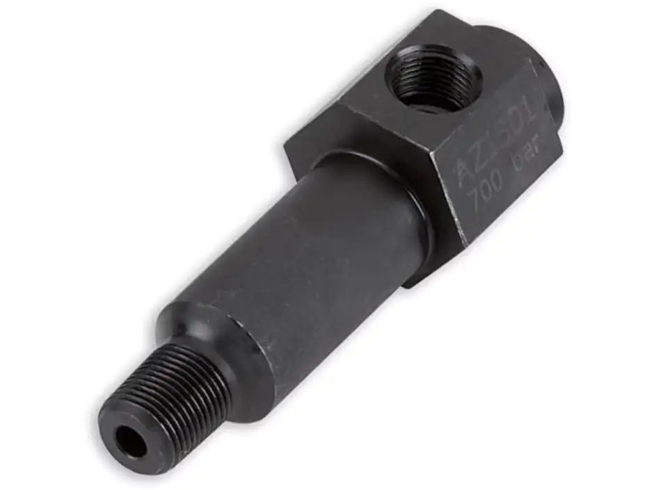 Larzep Fitting, Gauge Adaptor, 3/8" NPT - 1/4" NPT